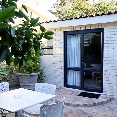 Courtyard Studio Lights And Wi Fi During Load Shedding Stellenbosch Extérieur photo