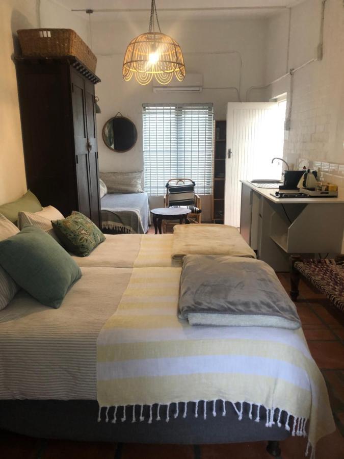 Courtyard Studio Lights And Wi Fi During Load Shedding Stellenbosch Extérieur photo