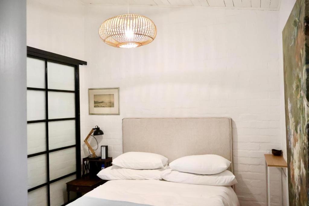 Courtyard Studio Lights And Wi Fi During Load Shedding Stellenbosch Extérieur photo