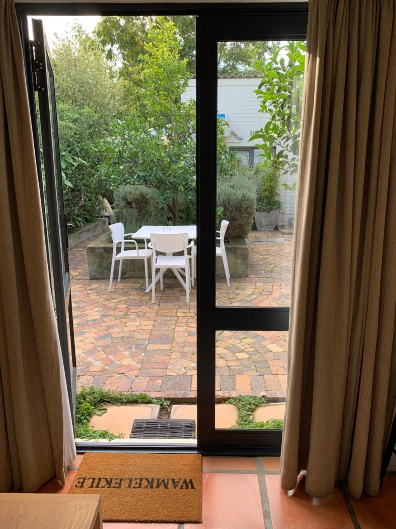 Courtyard Studio Lights And Wi Fi During Load Shedding Stellenbosch Extérieur photo